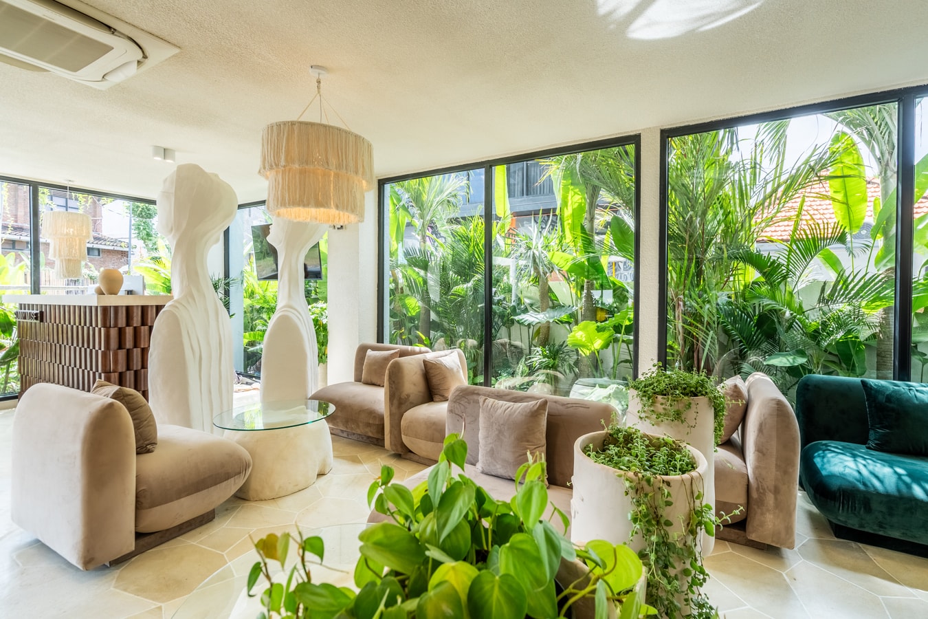 Canggu 1BR Ocean-view Suite – Sauna, Pool & Gym in Canggu, Bali — image 15