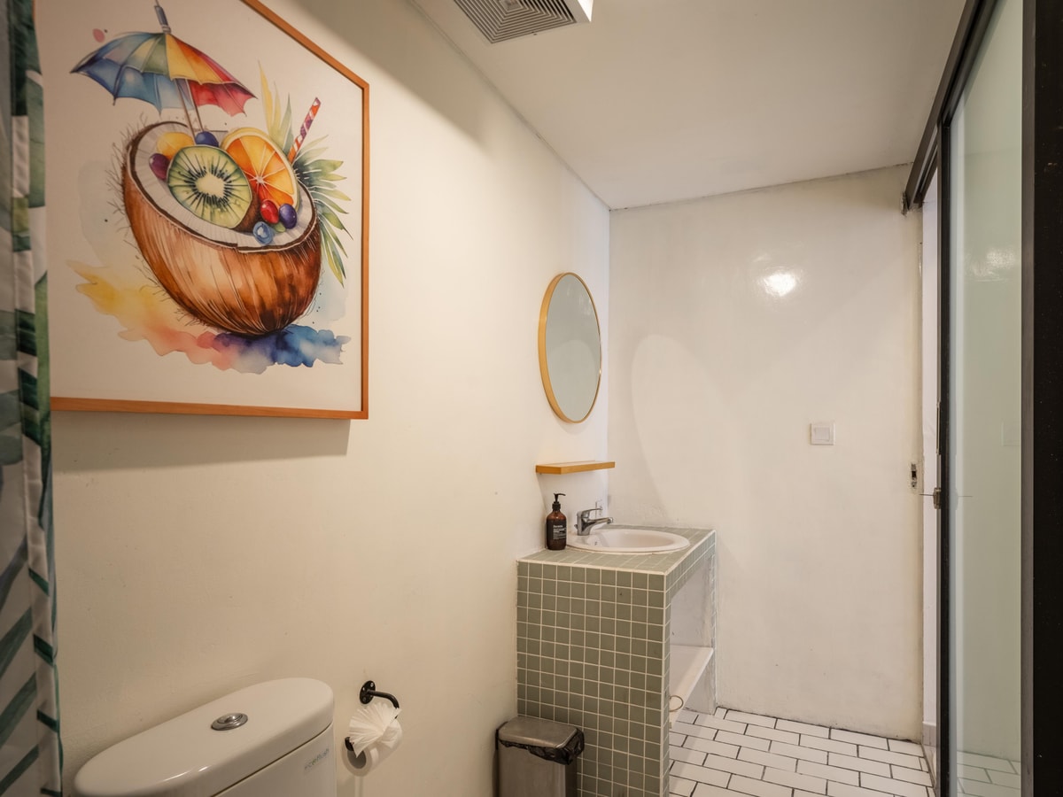 Tropical Studio with Pool in Berawa in Canggu, Bali — image 19