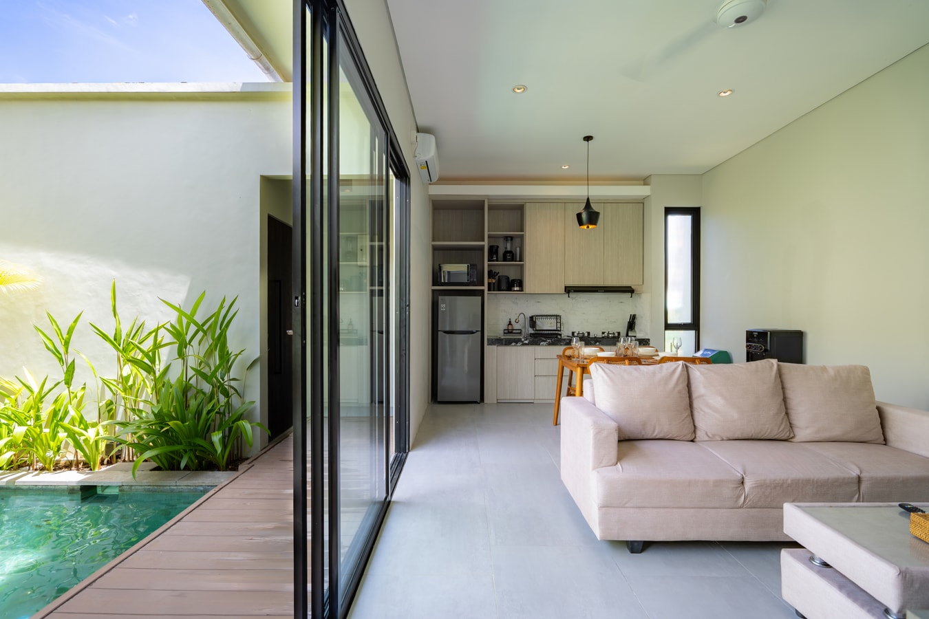D'Pavilion A3 - 2 Bedroom Villa with Pool, Seseh in Pererenan, Bali — image 3