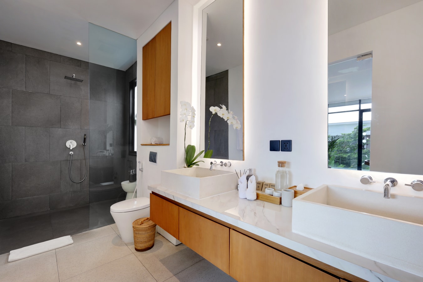Canggu Escape 2BR Villa w/ Rooftop and Plunge Pool in Canggu, Bali — image 15
