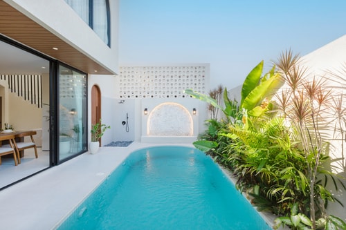 Casa Écru 2 - NEW 3 Bedroom Villa with Pool Berawa in Tibubeneng, Bali — image 1
