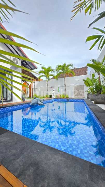 3-Bedroom Villa in Kerobokan with Swimming Pool and Wifi, 6 Minutes to SLK School