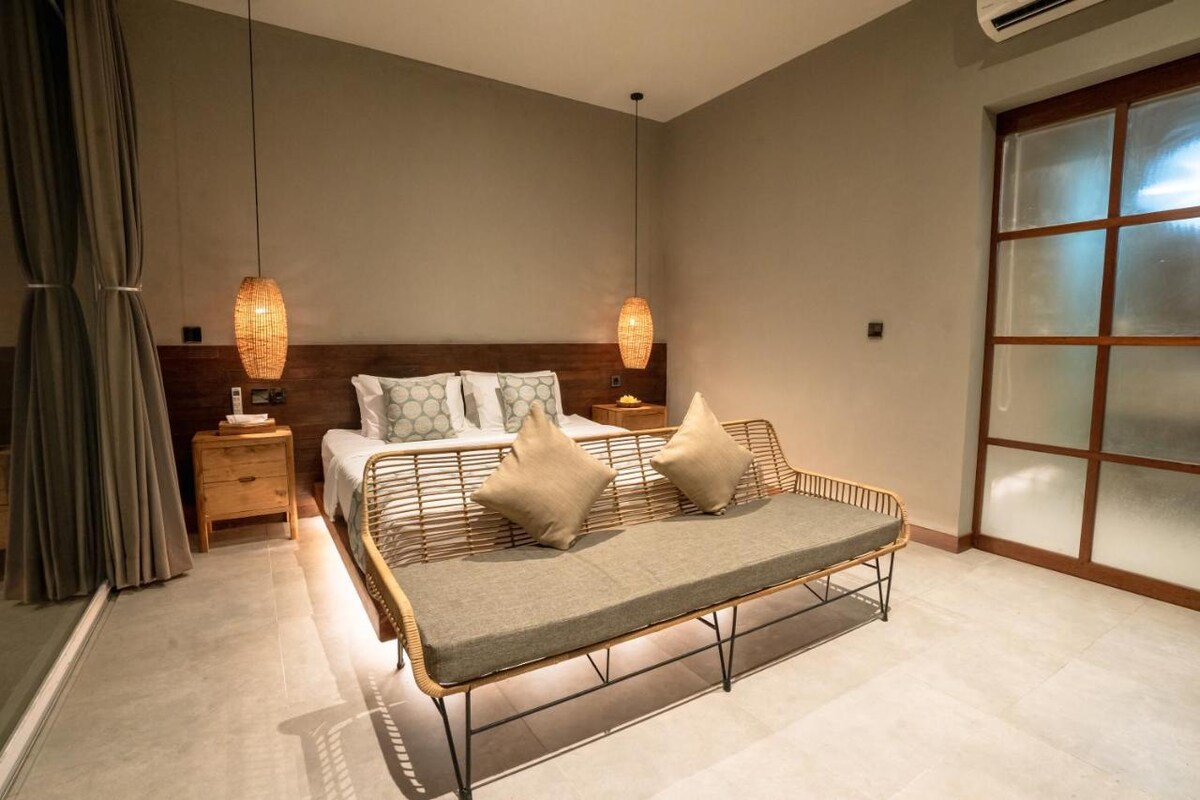 Simple Minimalist Calm 1 Bedroom Private Villa in Canggu