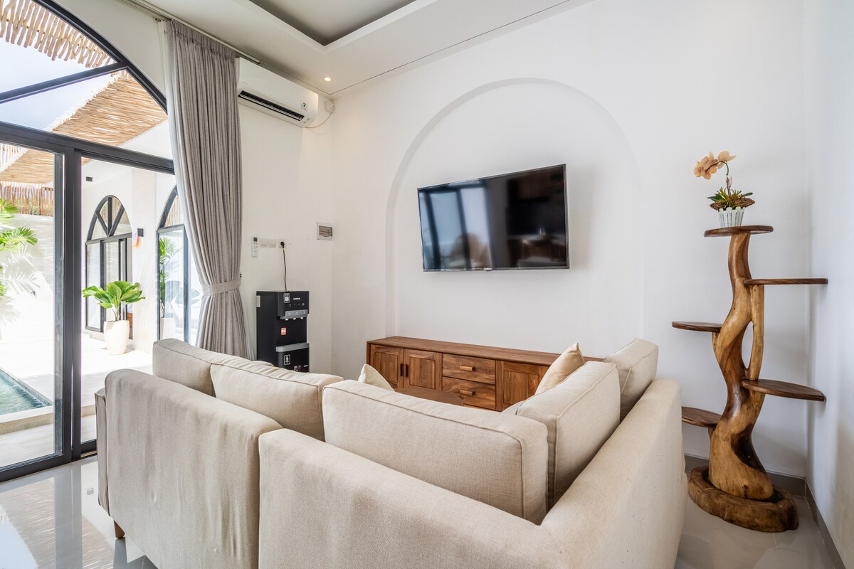 Mediterranean Style Retreat 2 Bedroom Private Villa in Jimbaran — image 2
