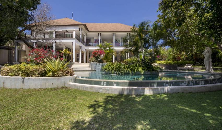 Uluwatu Villa 3879 — image 3