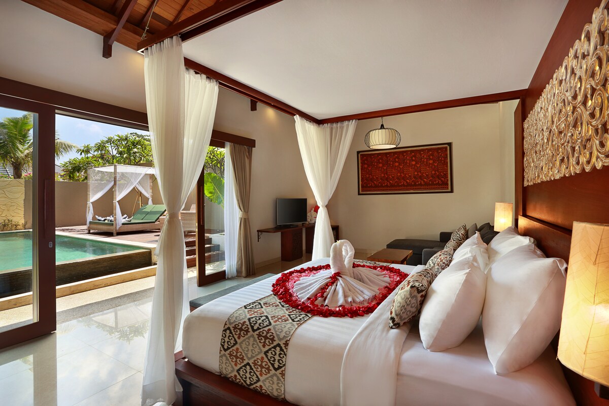 Modern Tropical Charm 1 Bedroom Private Villa in Jimbaran — image 5