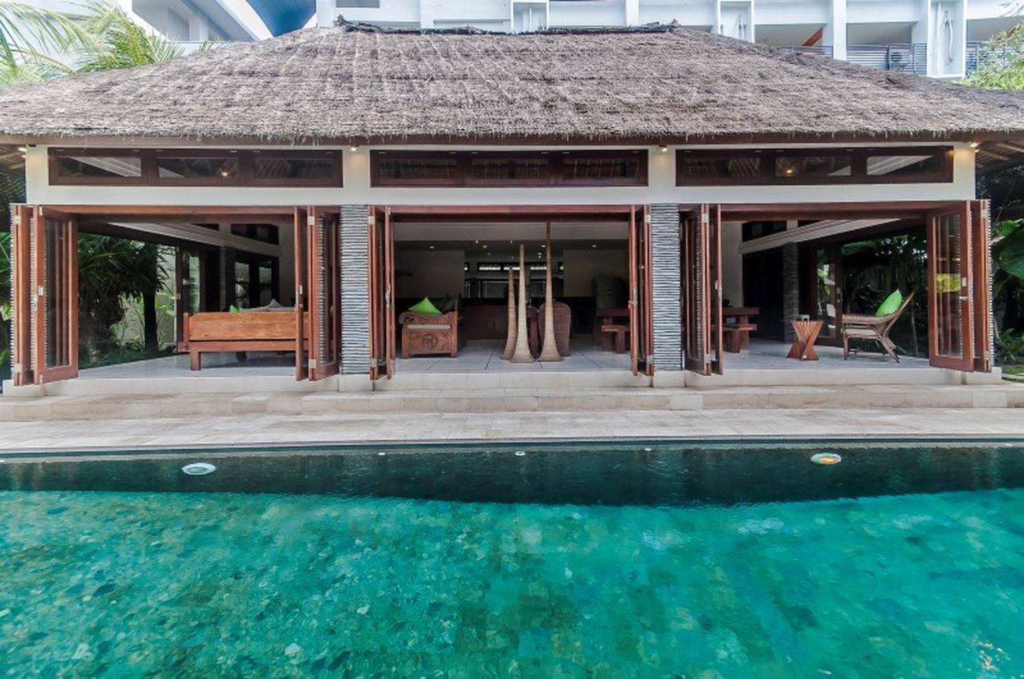 Seminyak Villa 3613 — image 1