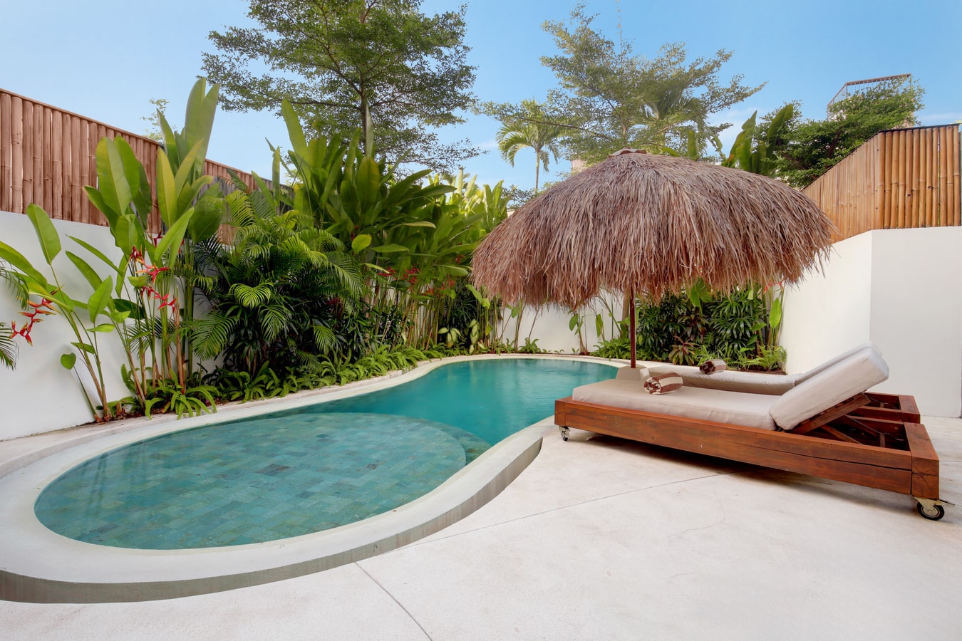 Stylish 3BR Villa Canggu | Rooftop and Plunge Pool in Canggu, Bali — image 19