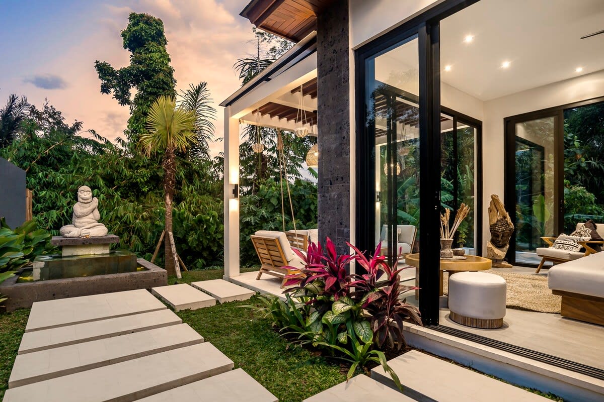 Villa Monkey Bay in Ubud — image 14