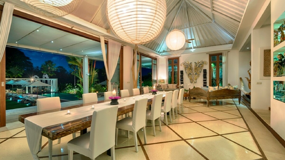 Expansive Luxury Estate 6 Bedroom Private Villa in Canggu — image 7