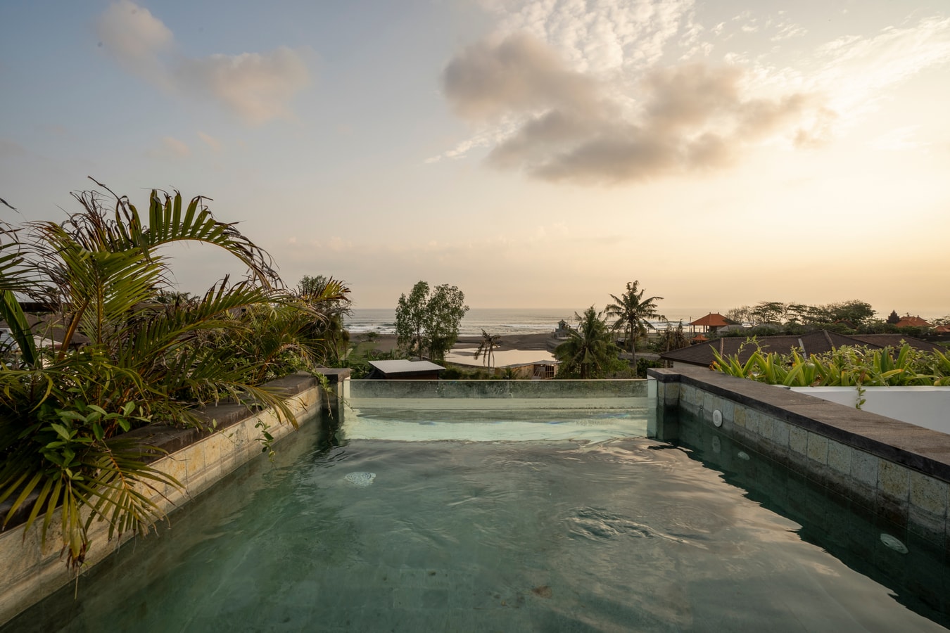 Luxurious 4BR Beachfront Canggu Villa w/ Pool in Canggu, Bali — image 13