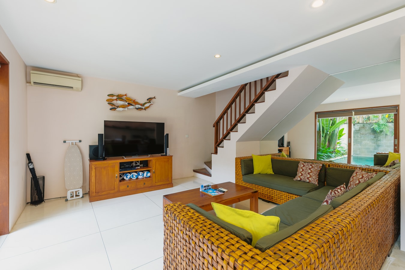 2BR Canggu Villa | Pool, 7 mins to Pererenan Beach in Pererenan, Bali — image 7