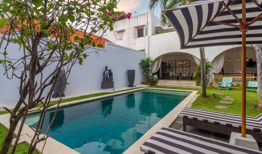 Seminyak Villa 3433 — image 11