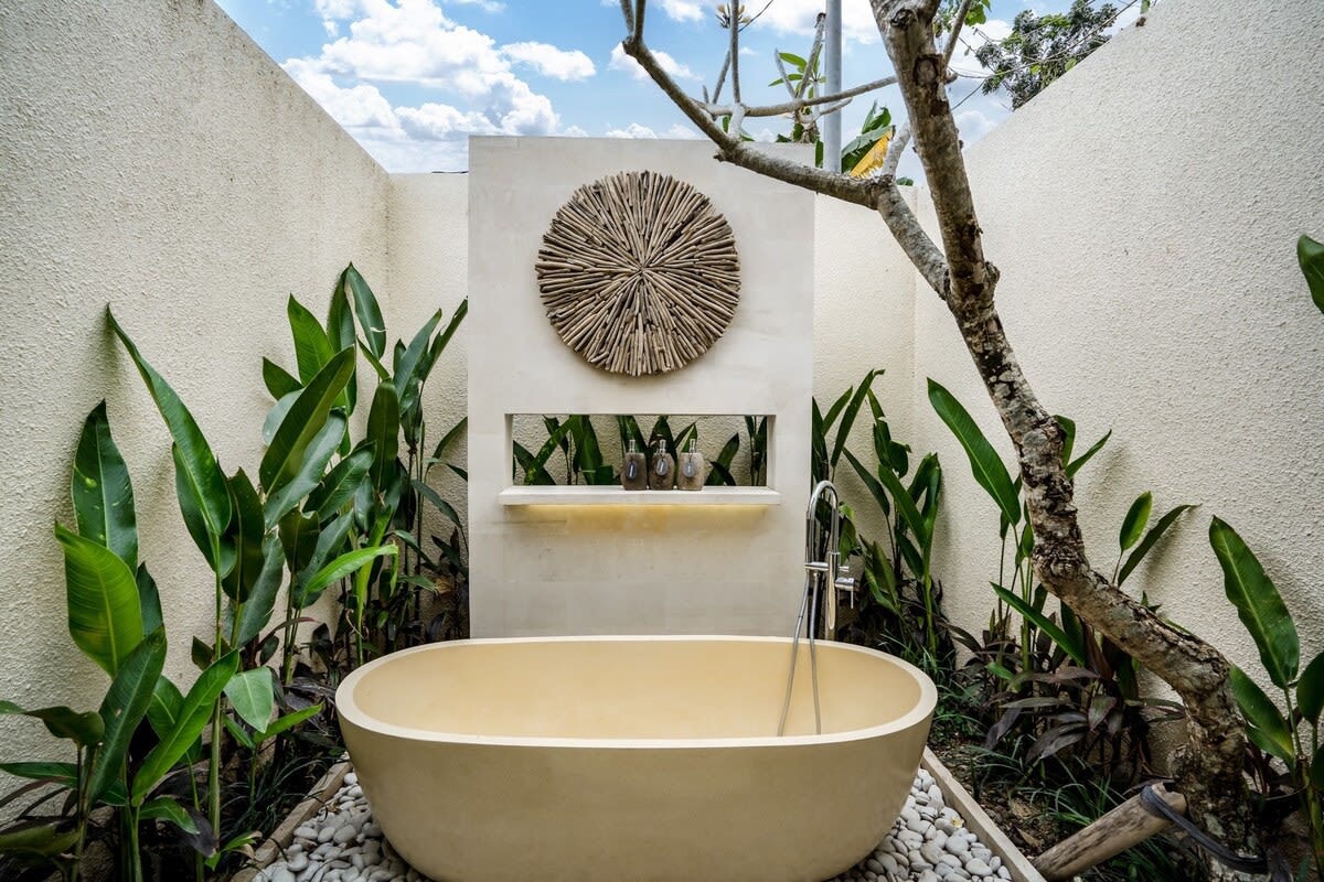 Tropical Villa · 2BR · Ubud — 2BR Villa Rental in Ubud — image 3