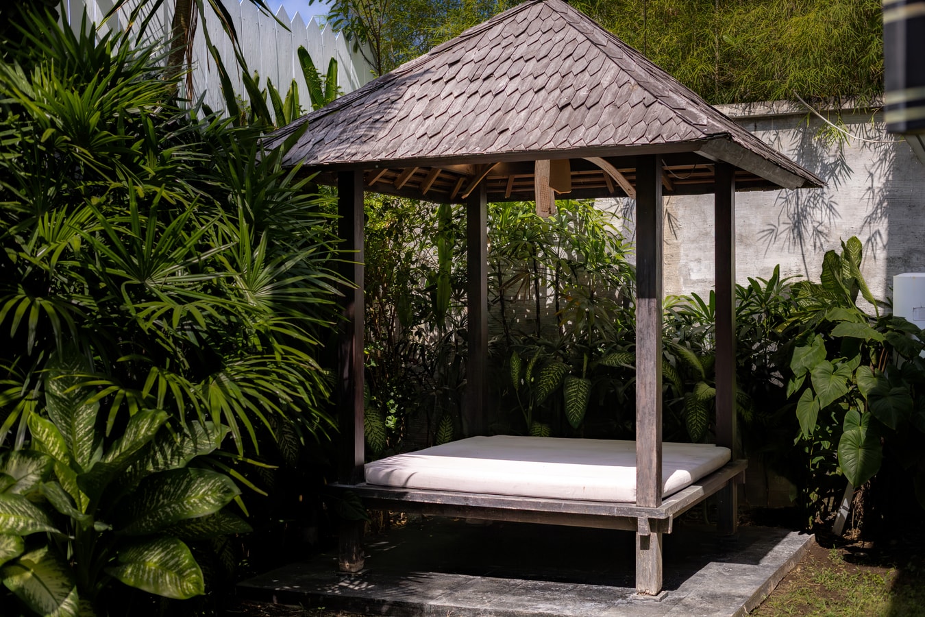 Sanga - 3BR Villa with Pool & Rooftop, Canggu in Pererenan, Bali — image 15