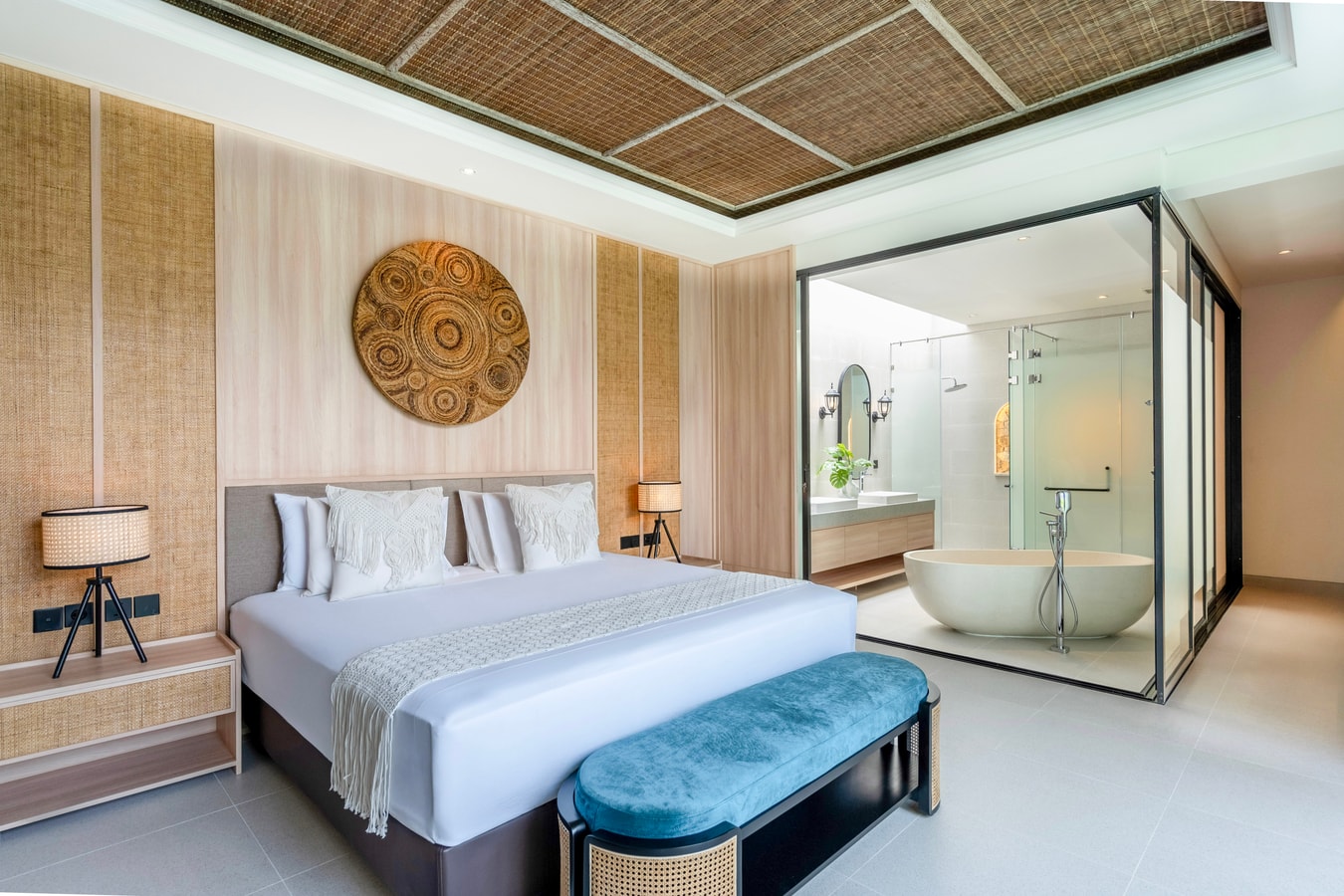 1BR Berawa Villa | Private Pool, Bathtub & Pergola in Canggu, Bali — image 7