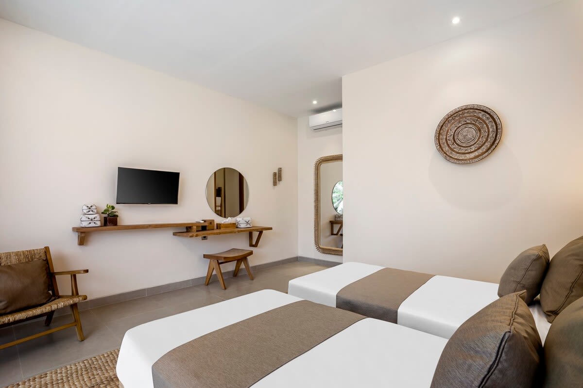 Minimalist Villa Cendau · 6BR · Ubud — 6BR Villa Rental in Ubud — image 16