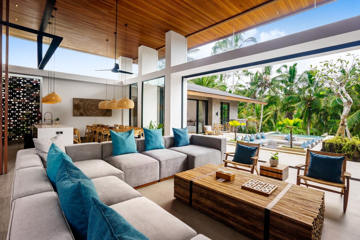 Infinity-Pool Villa · 6BR · Ubud — 6BR Villa Rental in Ubud — image 7