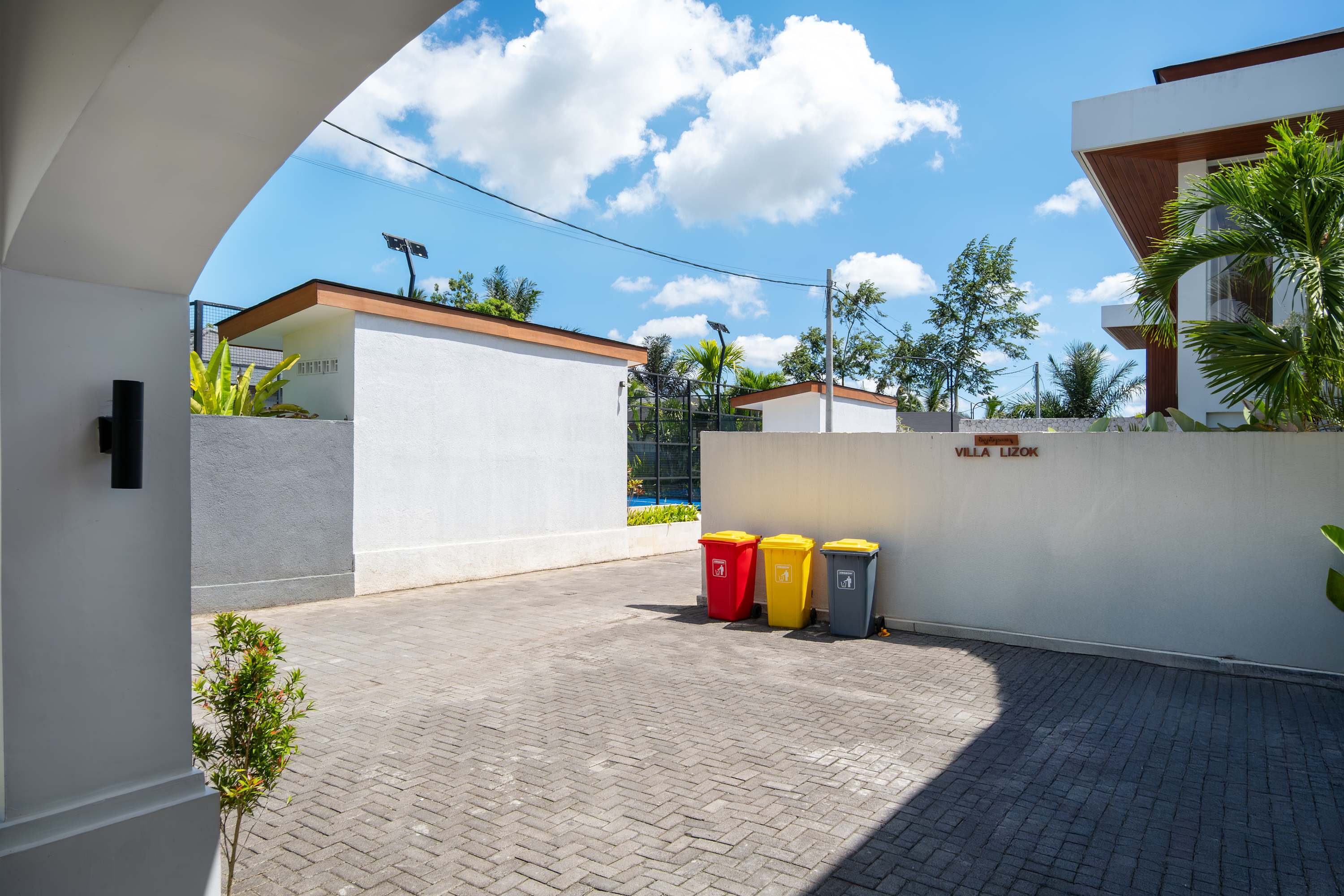 Minimalist Villa Akna · 5BR · Ubud — 5BR Villa Rental in Ubud — image 3