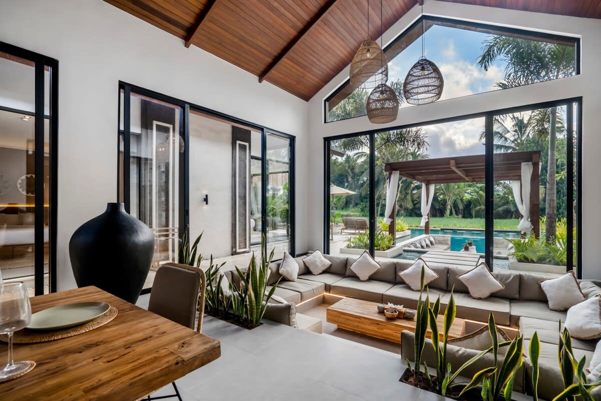 Courtyard Villa Kara · 6BR · Ubud — 6BR Villa Rental in Ubud — image 3