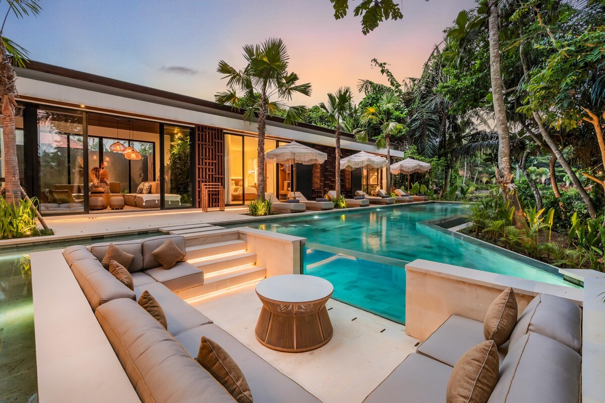 Jungle Villa Bahari · 4BR · Ubud — 4BR Villa Rental in Ubud