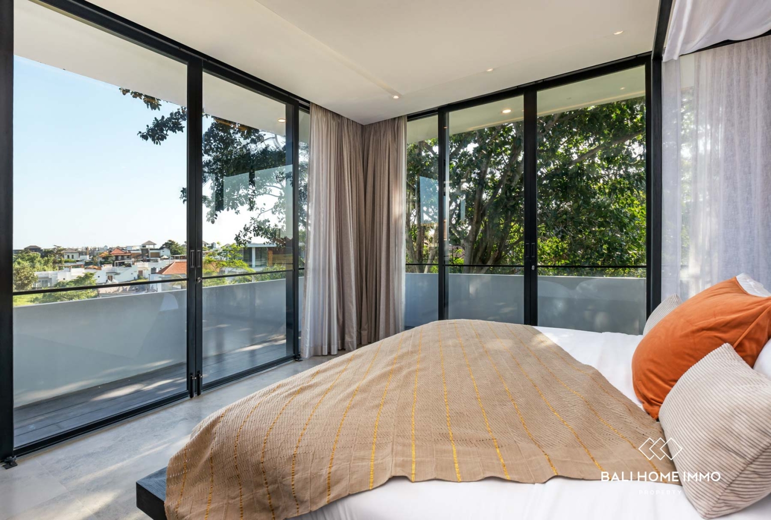 Luxury 7 Bedroom Villa for Yearly Rental in Cemagi Bali — image 16