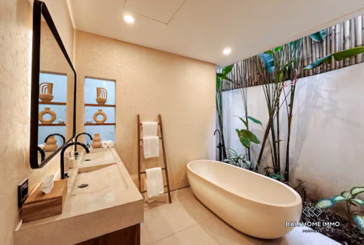 Modern 3 Bedroom Villa for Rental in Bali Cemagi Beachside — image 14
