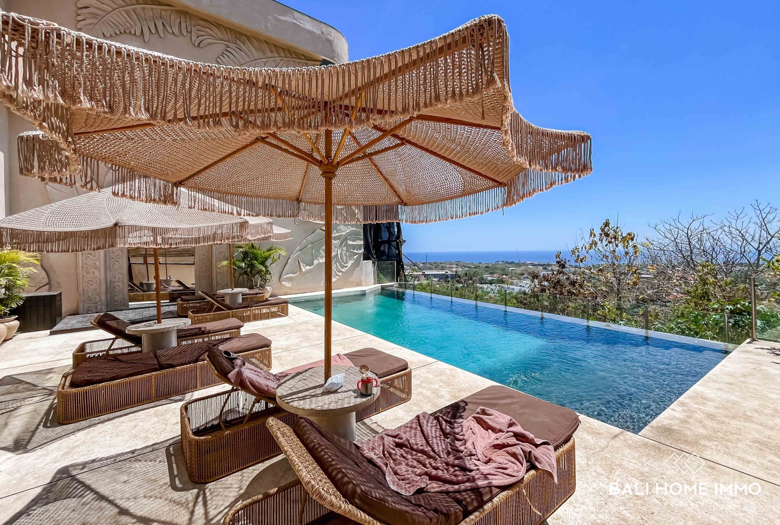 OCEAN VIEW 2 BEDROOMS TOWNHOUSE FOR YEARLY RENTAL IN BINGIN — image 1