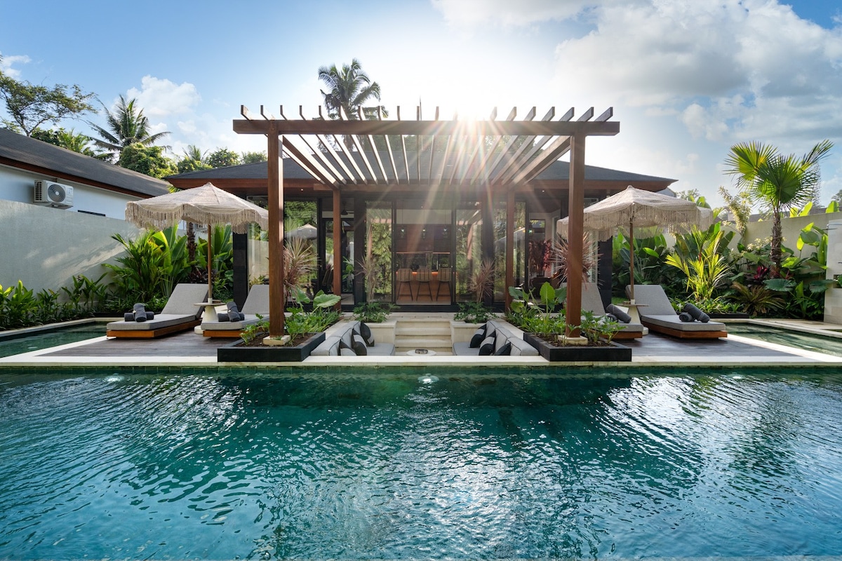 Villa Aman in Gianyar Regency — image 17