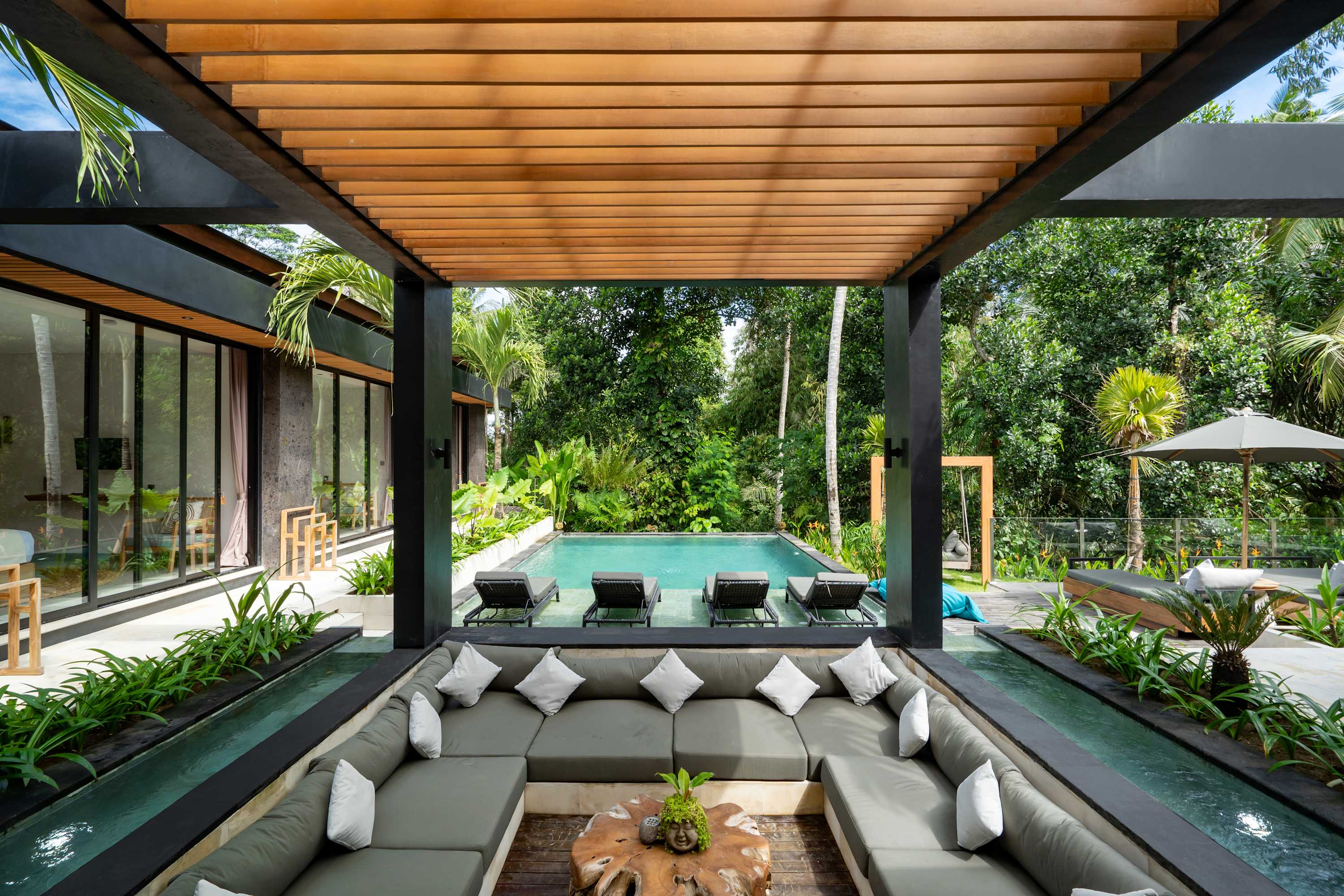 Villa Senja Ubud — 6BR Villa Rental in Ubud — image 1