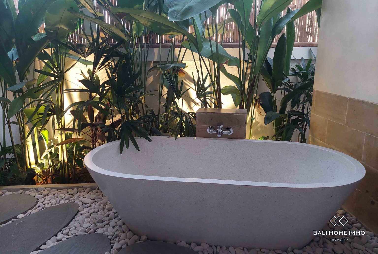 PEACEFUL 1 BEDROOM VILLA FOR MONTHLY RENTAL IN ULUWATU - BALANGAN — image 18