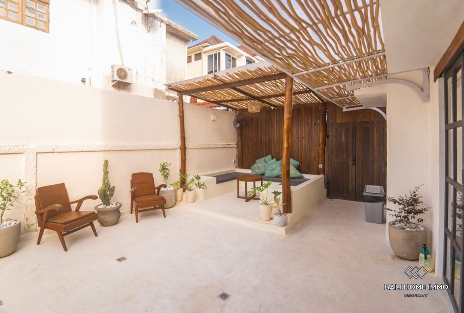 PEACEFUL 3 BEDROOMS VILLA FOR MONTHLY & YEARLY RENTAL IN WEST UNGASAN — image 4