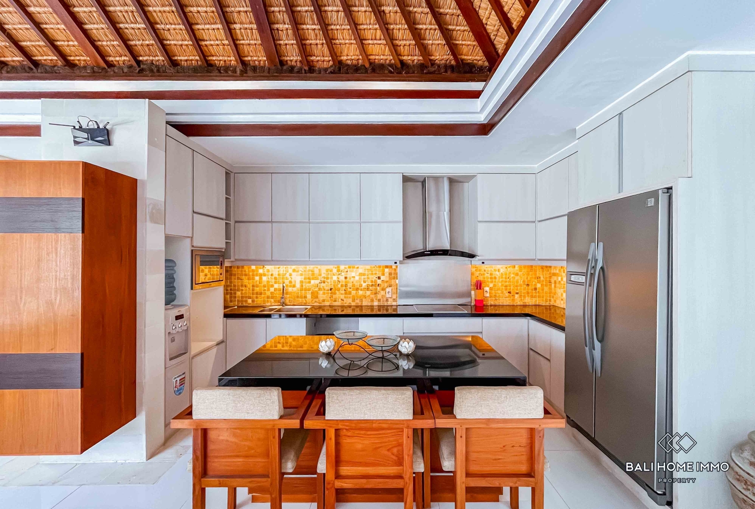 PEACEFUL 3 BEDROOMS VILLA FOR YEARLY RENTAL IN JIMBARAN — image 8