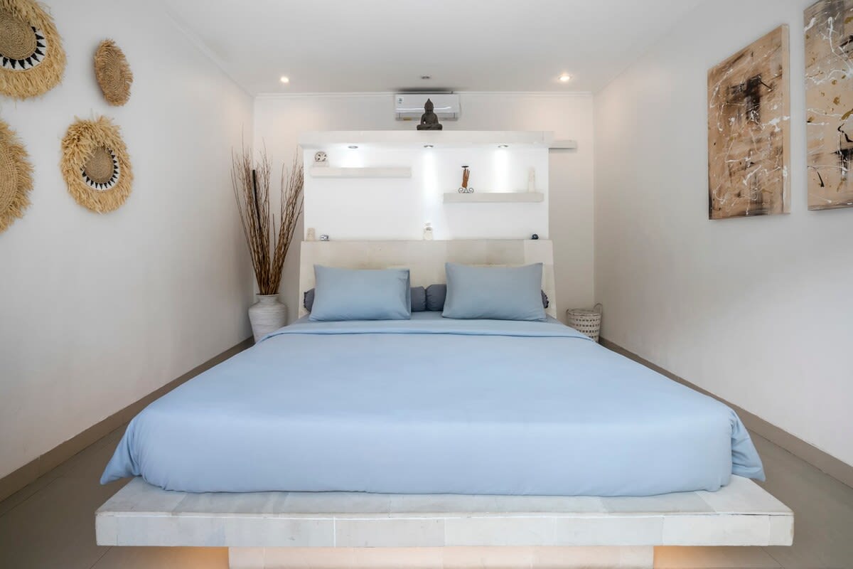Garden Villa · 6BR · Seminyak — 6BR Villa Rental in Seminyak — image 17