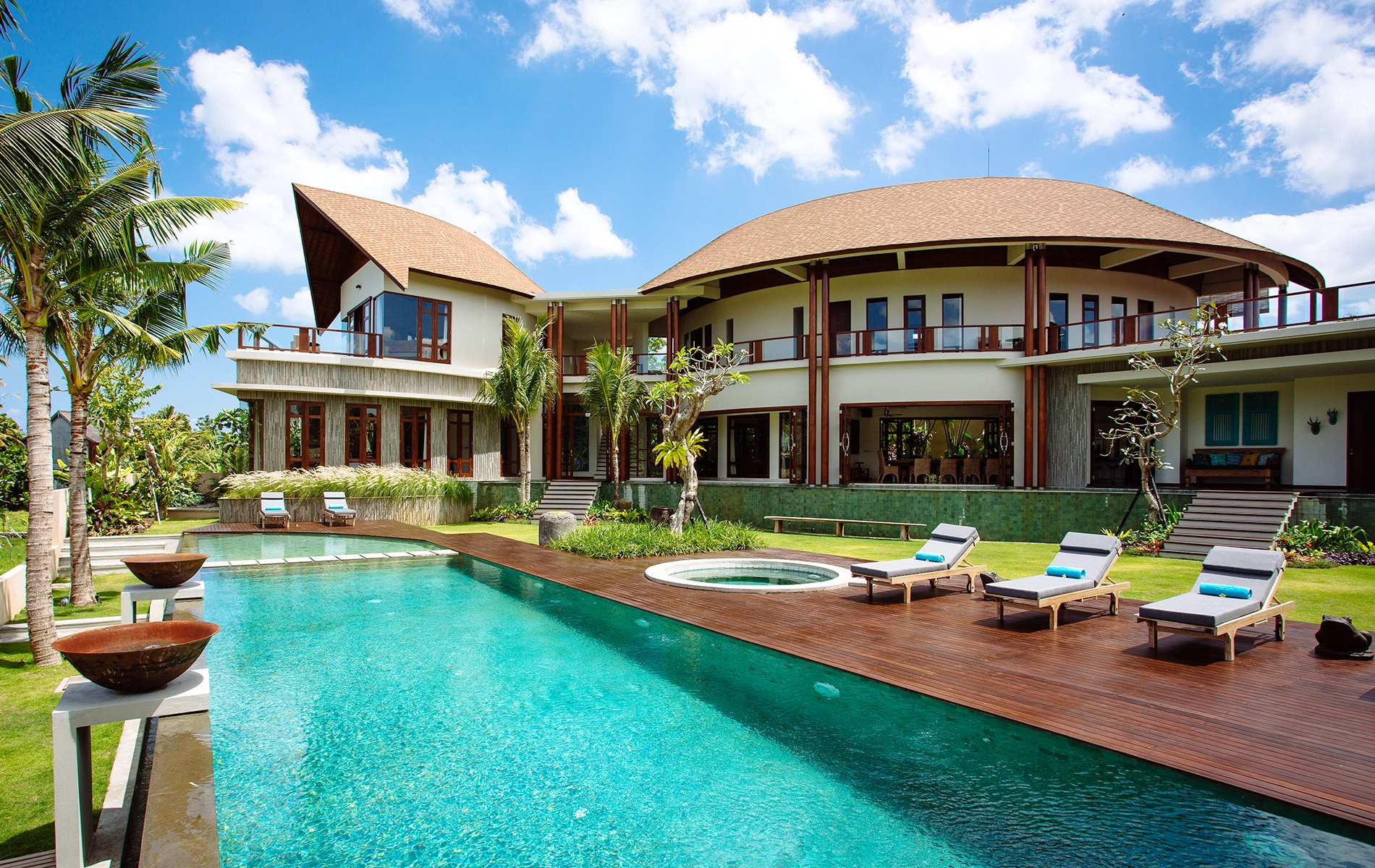 Villa Umah Daun — 5BR Villa Rental in Seminyak