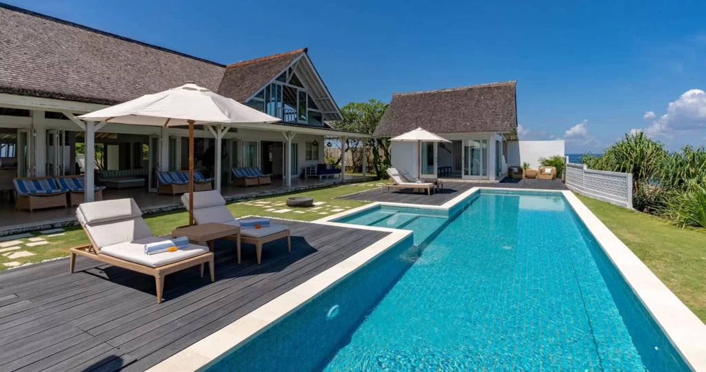 Book Casa Del Mar: Cliffside Villa Accommodation in Nusa Lembongan — image 7