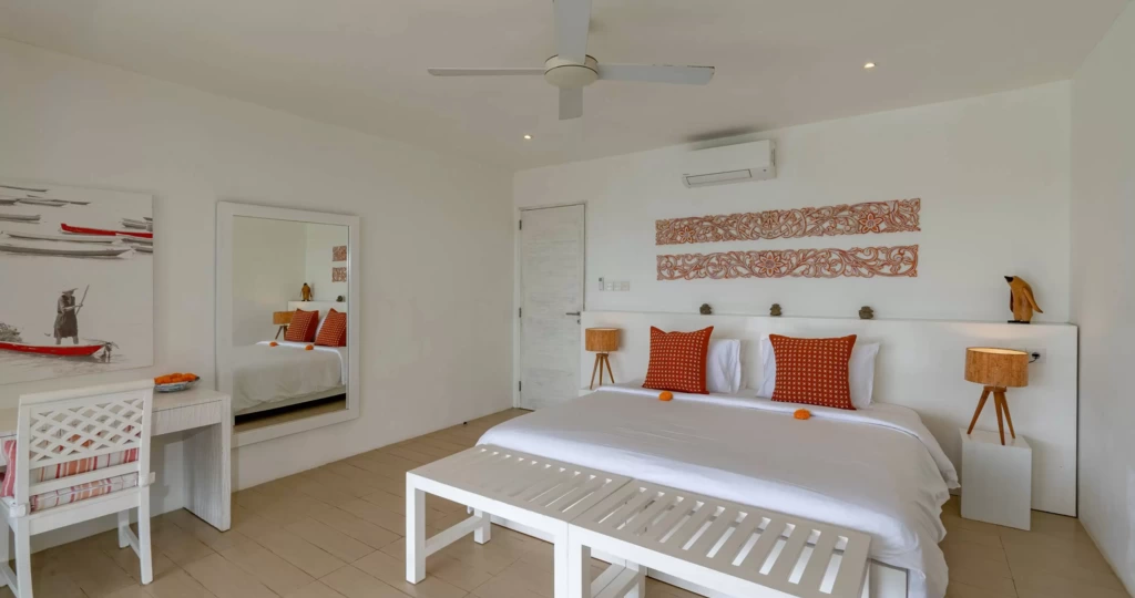 Book Casa Del Mar: Cliffside Villa Accommodation in Nusa Lembongan — image 19