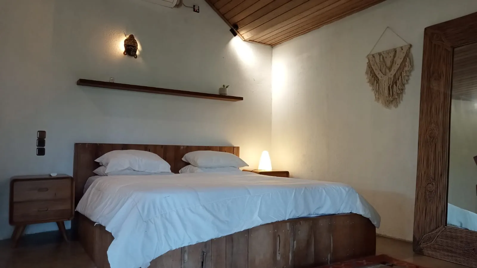 Scenic Kedungu in Tabanan offers an unnatural opportunity to rent a 2-bedroom villa — image 2