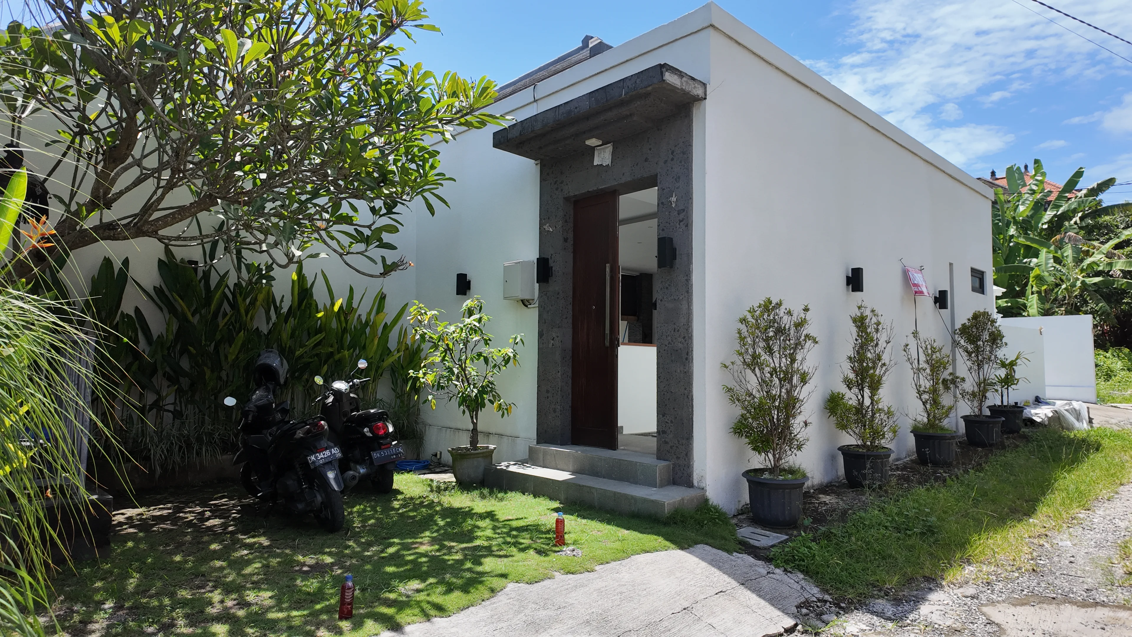 3-Bedroom Villa for Rent on Jl Subak Daksina, Tibubeneng