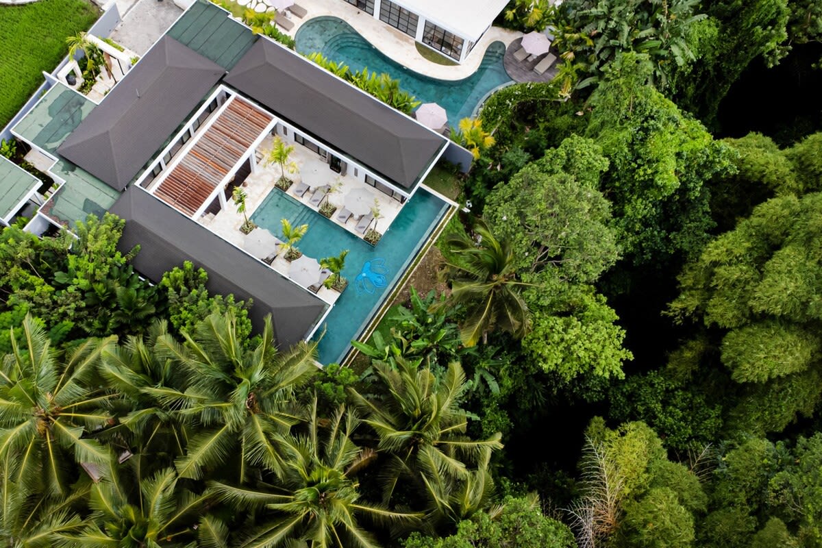 Courtyard Villa Kastan · 6BR · Ubud — 6BR Villa Rental in Ubud — image 3