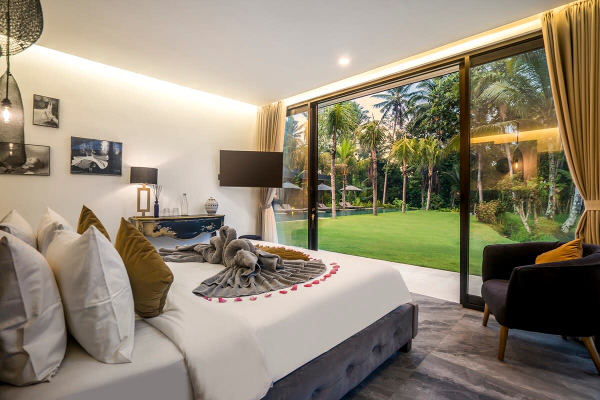 Rice-Field Villa Jiwa · 4BR · Ubud — 4BR Villa Rental in Ubud — image 11