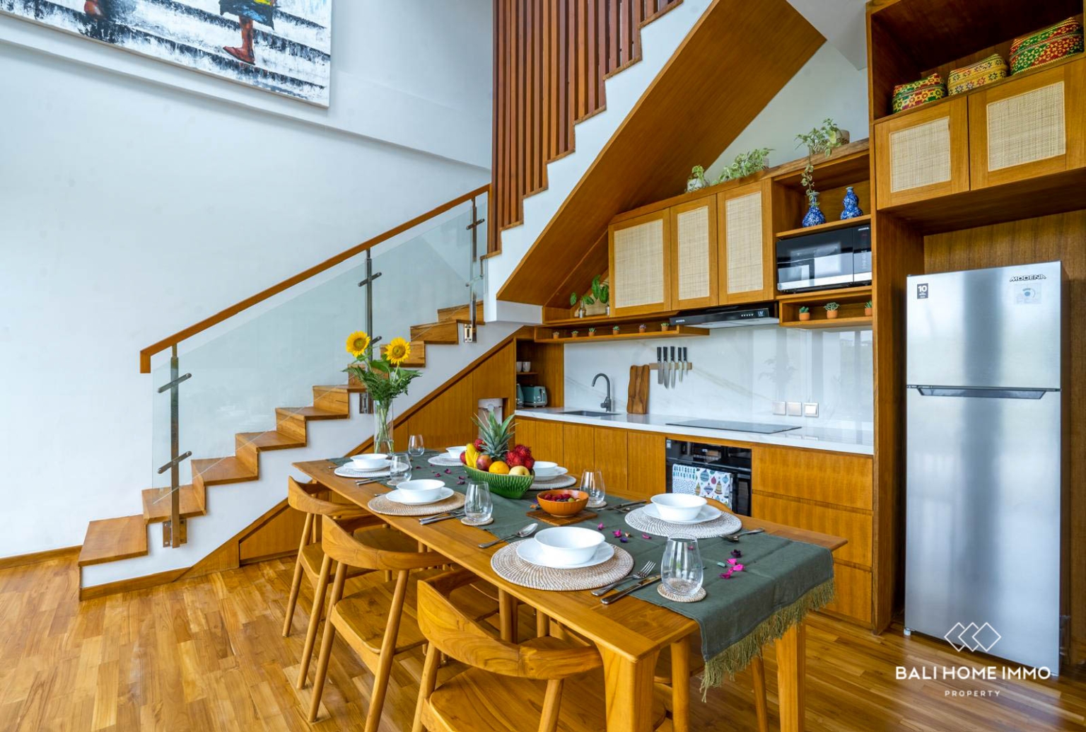 Spacious 3-Bedroom Rice Field View Villa for Rent and Sale in Pererenan — image 3