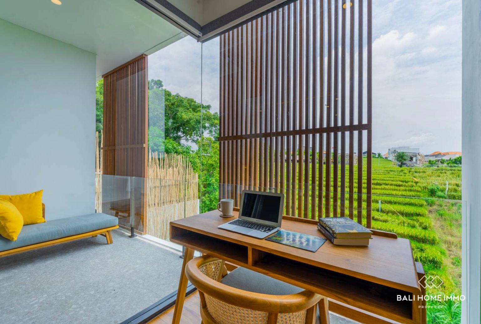 Spacious 3-Bedroom Rice Field View Villa for Rent and Sale in Pererenan — image 6