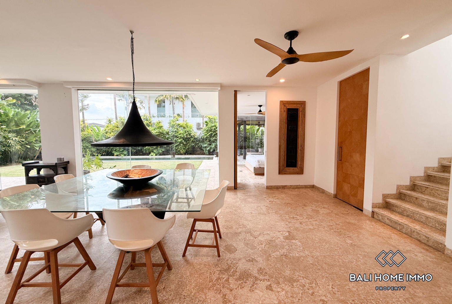 Spacious 5 Bedroom Family Villa For Rent in Canggu Residential Side — image 3
