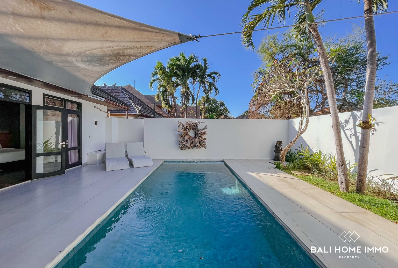 SPACIOUS 5 BEDROOMS VILLA FOR YEARLY RENTAL IN NUSA DUA — image 1