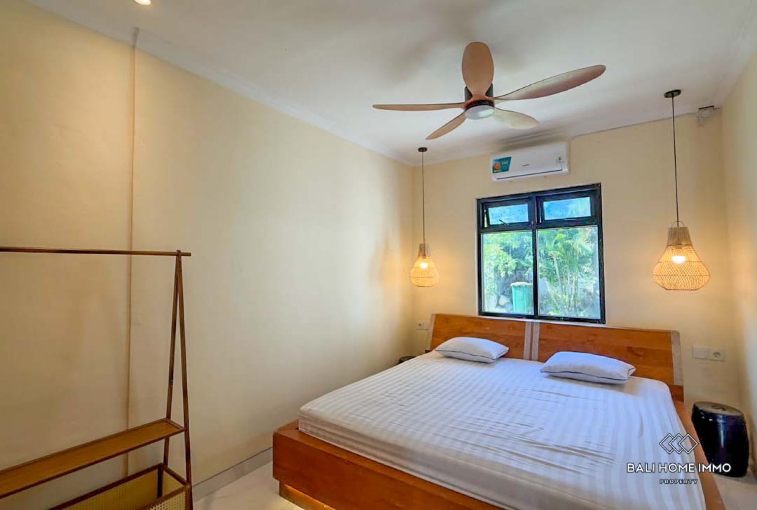 Spacious 5 Bedrooms villa with private apartment for rental in Bali Sanur — image 12