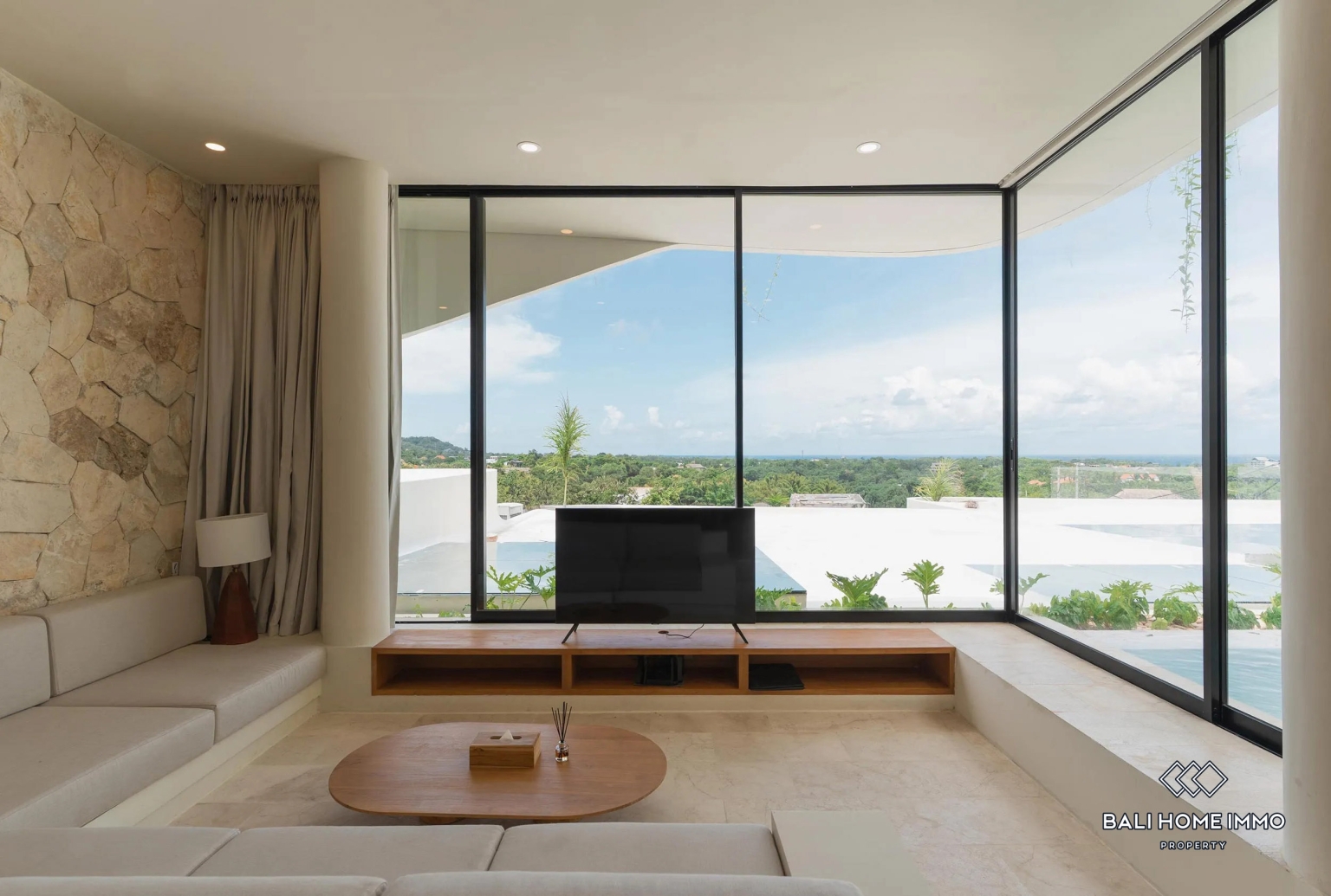 STUNNING OCEAN VIEW 3 BEDROOMS VILLA FOR MONTHLY RENTAL IN ULUWATU - BINGIN — image 7