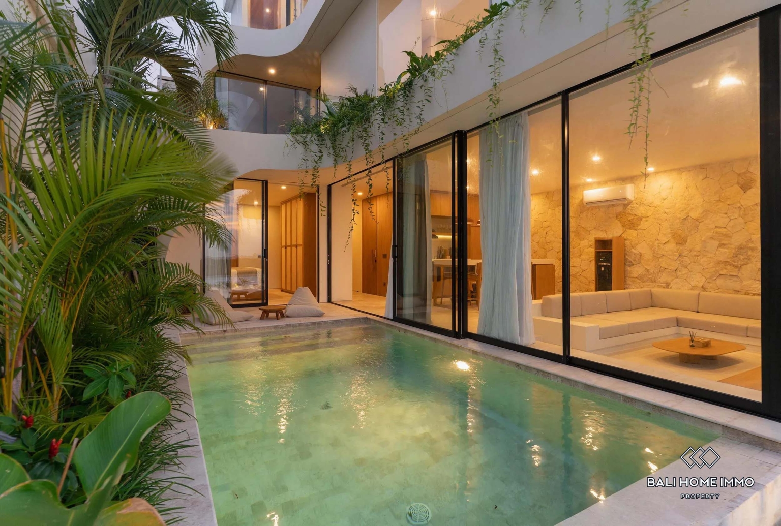 STUNNING OCEAN VIEW 3 BEDROOMS VILLA FOR MONTHLY RENTAL IN ULUWATU - BINGIN — image 1