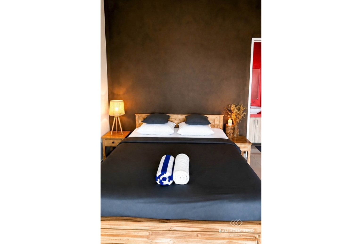 Tropical 2 bedroom Villa & 6 Bedroom Guest House for rent in Canggu — image 4