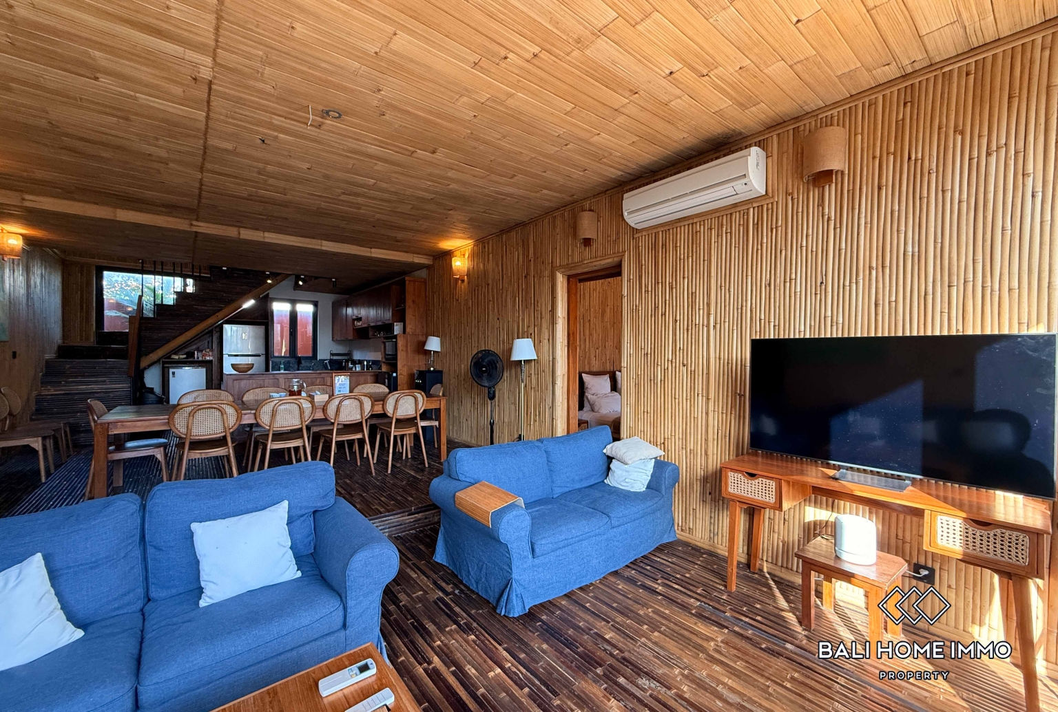 Unique Bamboo Style 6 Bedroom Villa For Rent in Legian — image 2